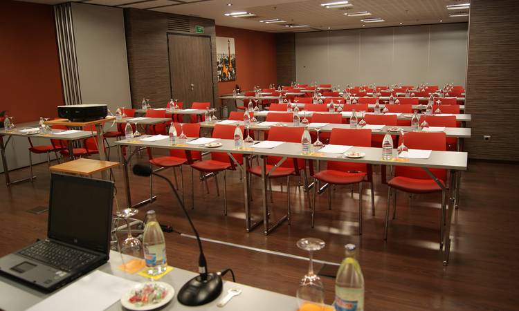 Salón Convenciones + Presentaciones Hotel ILUNION Barcelona Barcelona Salón Convenciones + Presentaciones Hotel ILUNION Barcelona Barcelona